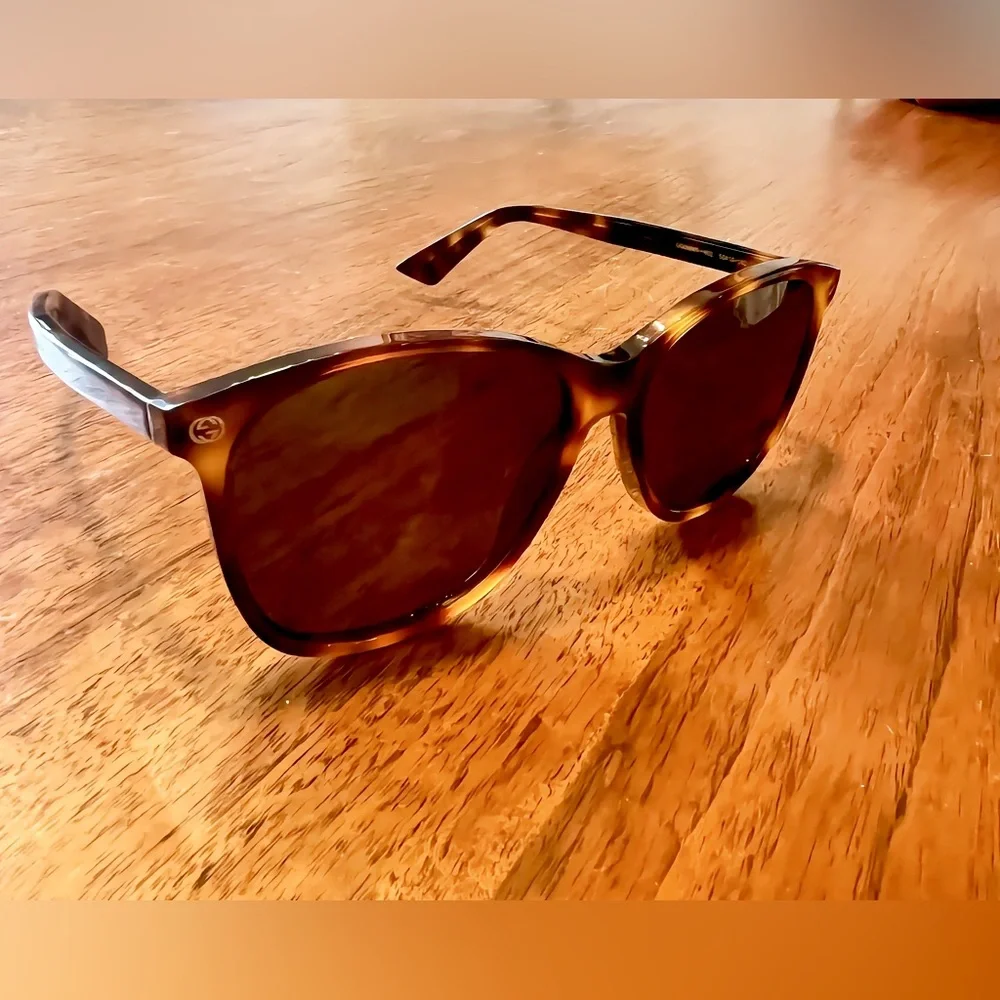 Gucci sunglasses GG0024S 002 Havana Tortoiseshell Brown Oval